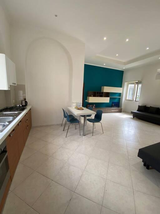 Holiday House Duomo 202 Nápoles Exterior foto